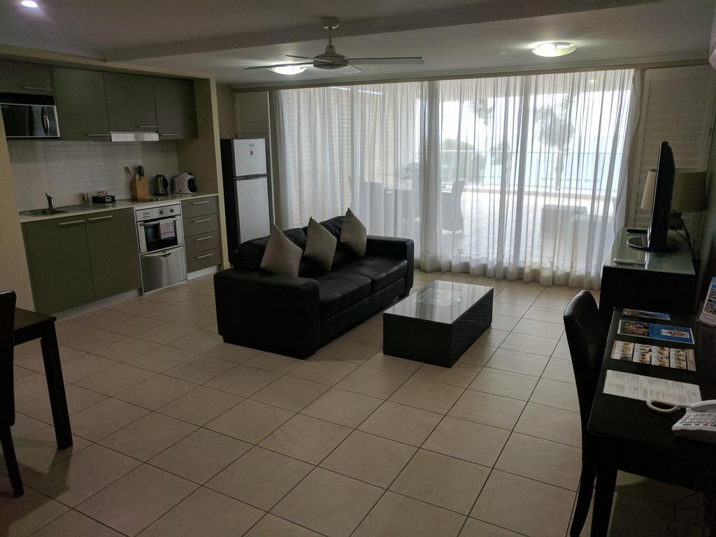 Pier Resort Urangan Exterior foto