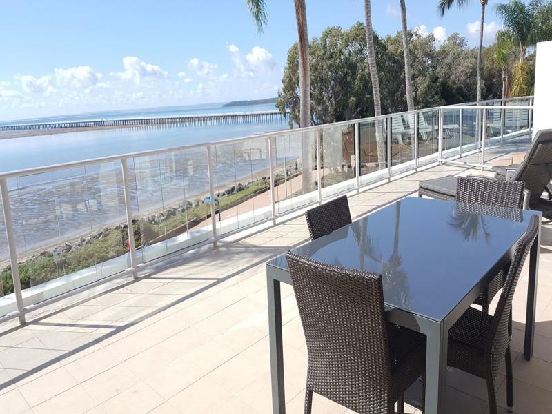 Pier Resort Urangan Exterior foto